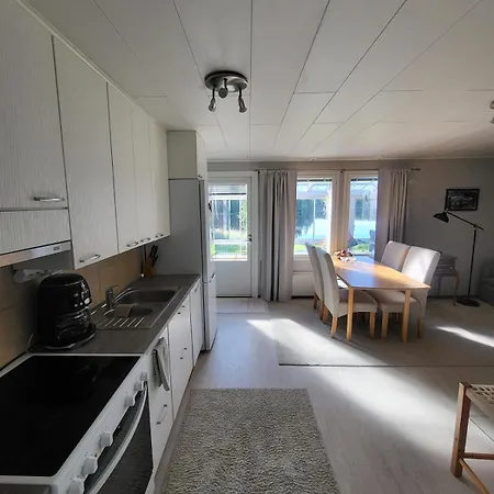 Kuusijärvi - Modern&cozy By The Semesterbostad