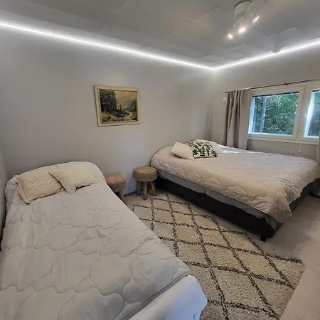 Semesterbostad Kuusijärvi - Modern&cozy By The *